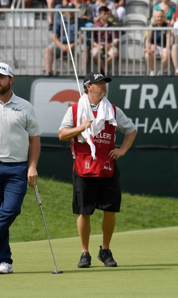 Chez Reavie shoots 63, takes a 6-stroke lead at Travelers